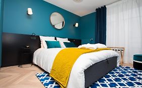 Art Deco Apartment in Disneyland BMYGUEST